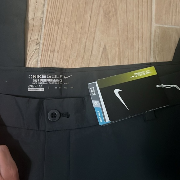 Nike Golf Men’s Tour Performance Dri-fit Pants NWT - Picture 2 of 7
